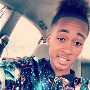 Meet your Posher, Mark